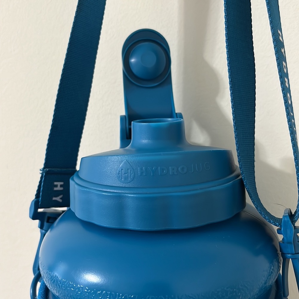 Hydrojug Bundle Deep Teal Hydrojug & Limited Edition Canvas Sleeve - Picture 5 of 8